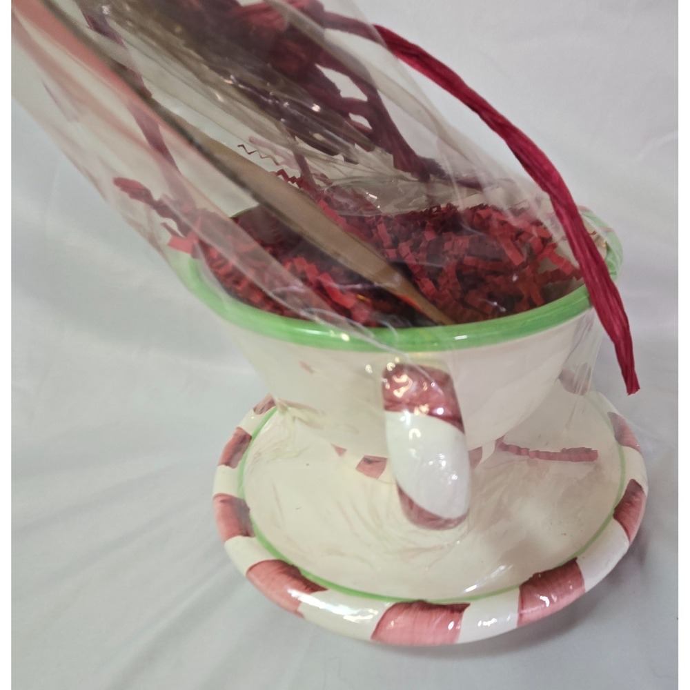 Christmas Candy Cane Jumbo Coffee Mug 6" D 4" H and Saucer 8" D New Sealed - Picture 8 of 15
